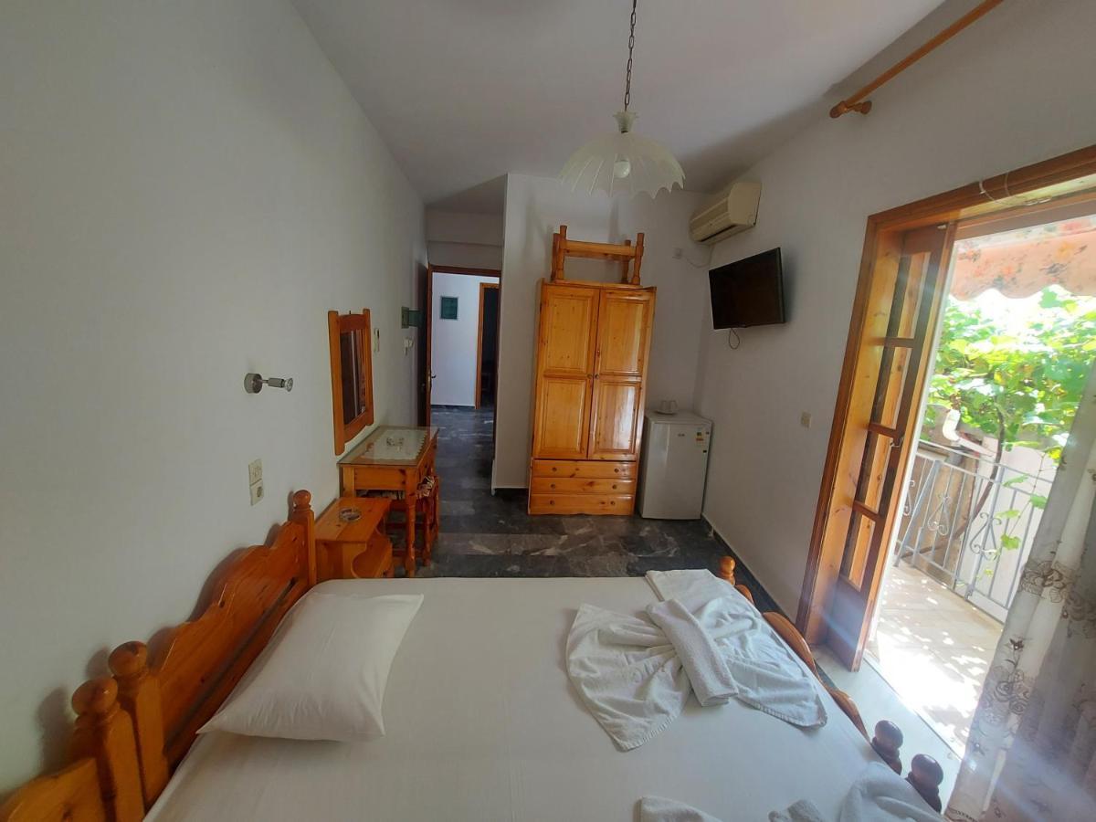 Galateia Hotel Parga Bagian luar foto